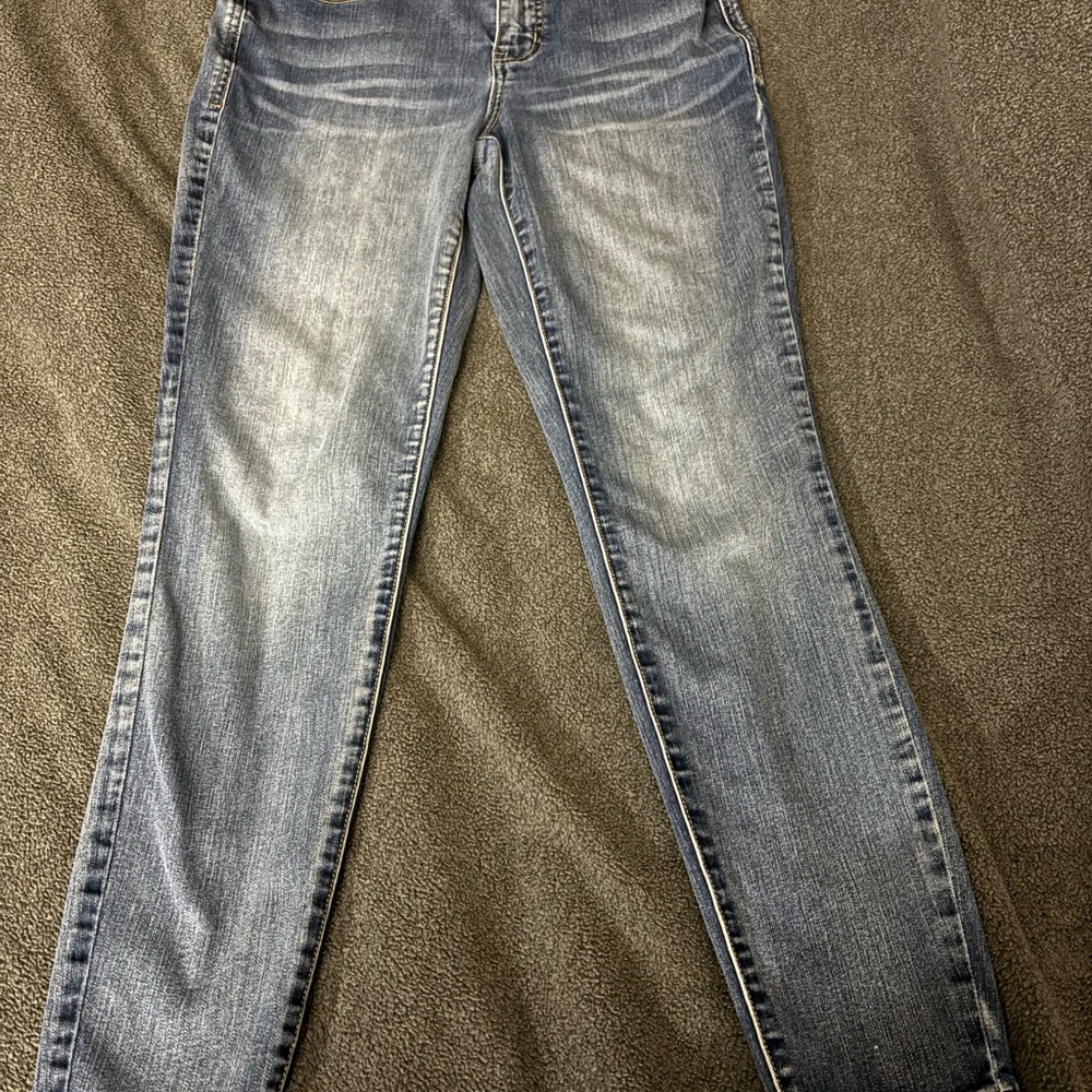Maurice’s Everflex High Rise Jeans Size 6 Short